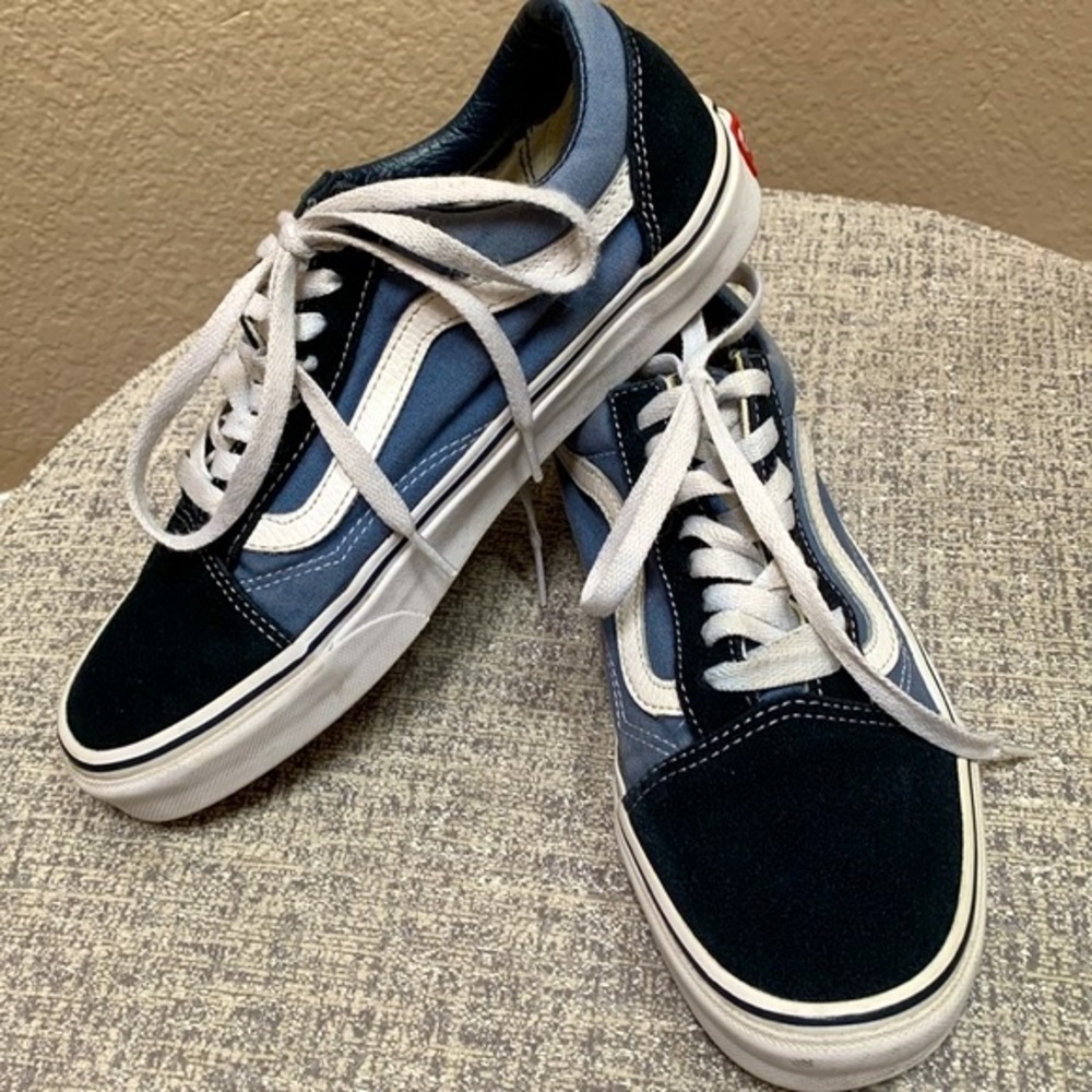 🔹Vans Unisex Classic Old Skool..